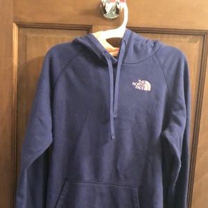 Women’s North Face Hoodie Sz M